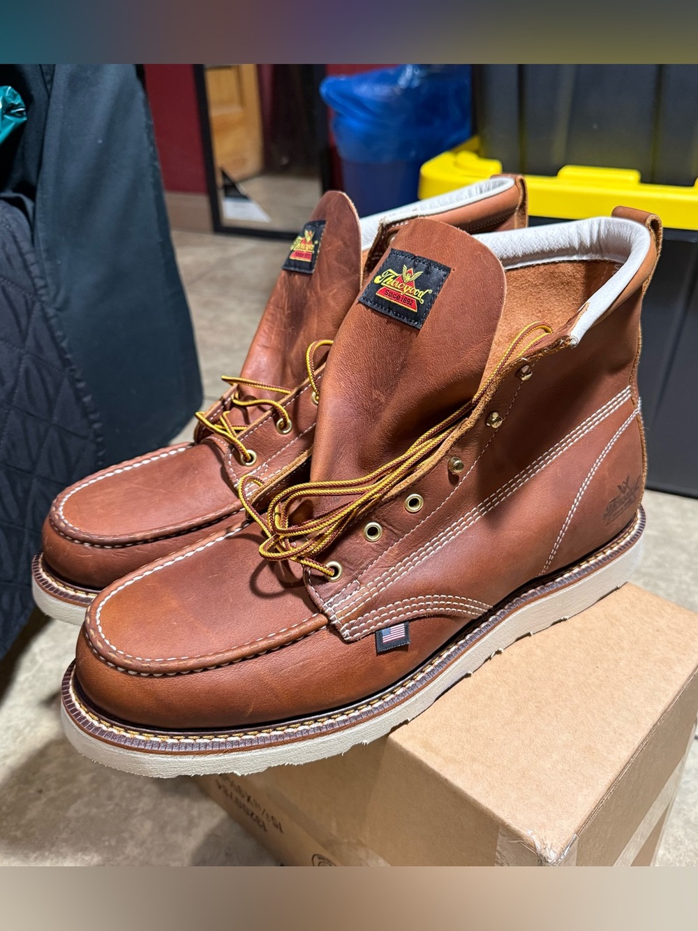 Thorogood 814-4200 Men's 6" Leather Moc Soft Toe Work Boots Brown Size 15 D